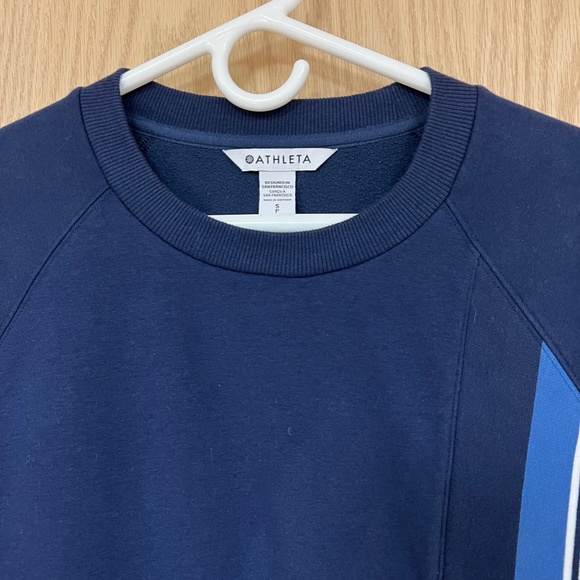 Athleta Crew Sweatshirt | Size Small - Picture 2 of 3